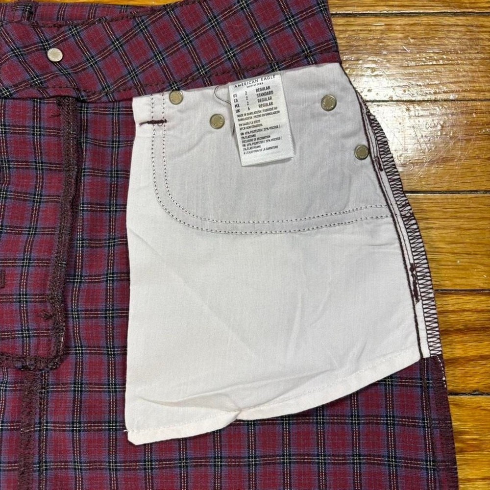 American Eagle size 2 red plaid high rise mini skirt - Picture 5 of 7